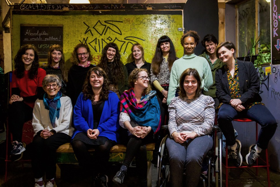 A Közélet Iskolája arra bátorítja a nőket, hogy merjék hallatni a saját hangjukat