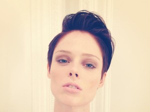 Coco Rocha is új frizurával büszkélkedhet