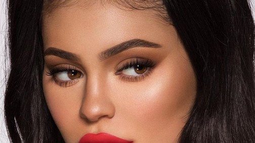 Hihetetlen: Már te is nézhetsz ki úgy, mint Kylie Jenner - csak ennyit kell tenni érte