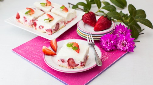 Fehércsoki és eper, ezt a sütit imádni fogod