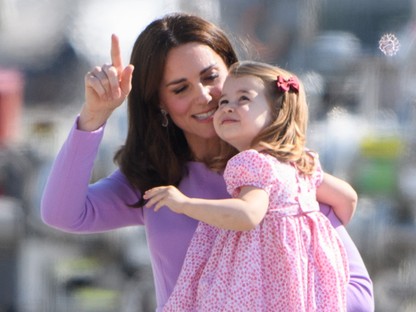 Egy kis botrány Hamburgban: György herceg és Sarolta jelenetet rendeztek