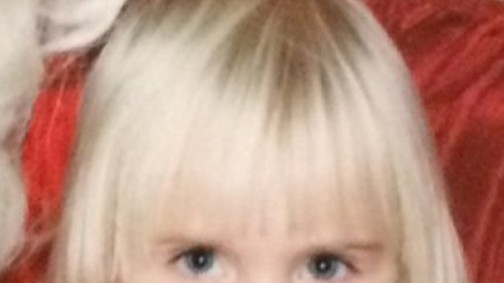 Ilyen bájos kislányok voltak a sztármodellek - 13 híresség gyerekkori fotója