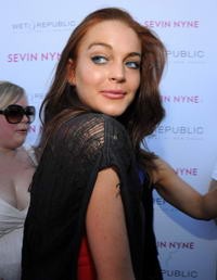 Még mindig szemtelenül fiatal.