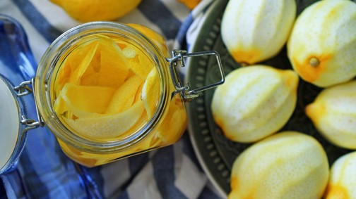 Ezért ne dobd ki soha a citromhéjat