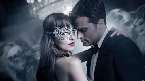 A sötét ötveny árnyalatában is lesz kínosan giccses rész! - Itt az új trailer!