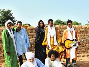 Zenével hódítanak az egzotikus tuaregek