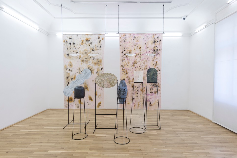 Ember Sári szereti, ha műalkotásaiban van valami ismerős, otthonos