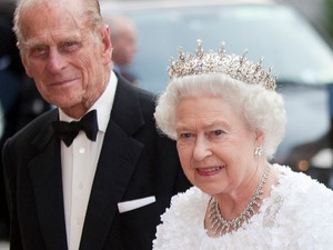 Ezt a hat szívszorító szót mondta Erzsébet királynő, miután meghalt a férje, Fülöp herceg