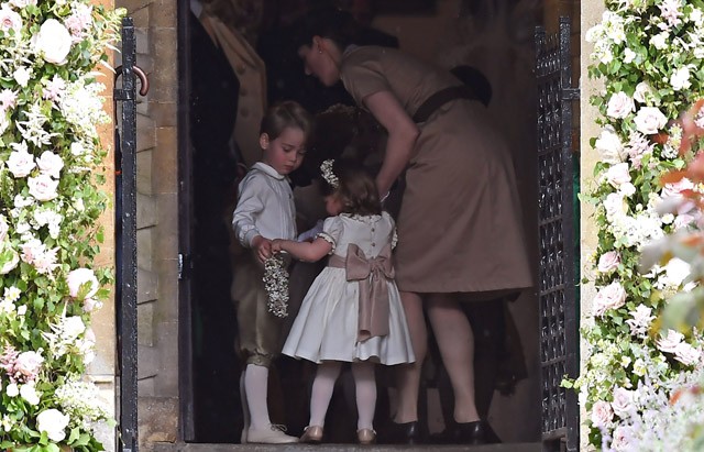 Nem hiszed el, mennyire édes György herceg és Sarolta hercegnő Pippa esküvőjén