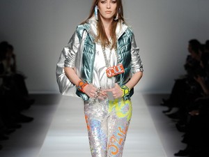 Jennifer Lopez bevállalós szettje