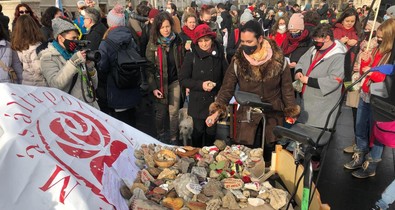 A nőkből élő szülészeti rendszer a nőkért kell működjön!