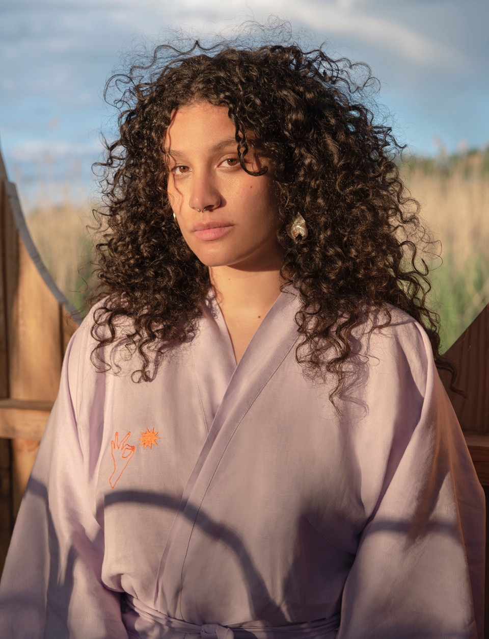  Kimonóruha a Kamay Ko új It's Fine kollekciójából