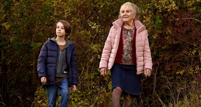 Vidéki nagymamák sötét titkokkal: ezt a filmet mindenkinek látnia kellene