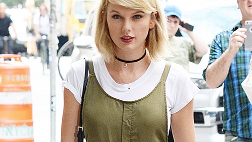 Taylor Swift jobban érti a 90-es évek divatját, mint Rachel Green