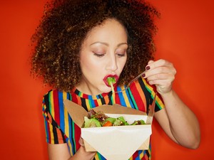 A fitnesztársadalom már évekkel ezelőtt felfedezte a csirke-rizs-brokkoli háromszög áldásos hatását, amivel csak egyetlen probléma van: egysíkú