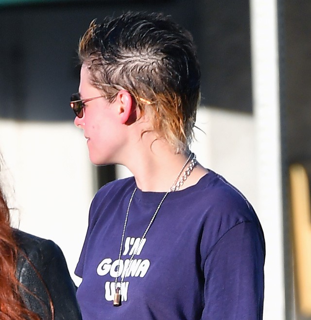 Kristen Stewart zselézett hajjal