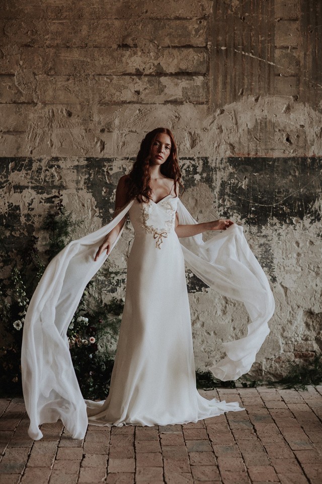 Elképesztő menyasszonyiruha-kollekcióval köszönti 2018-at Nora Sarman