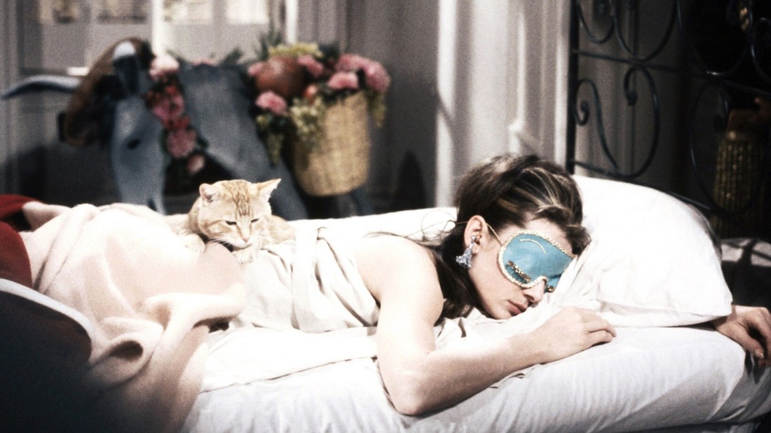 glamour audrey hepburn breakfast tiffany