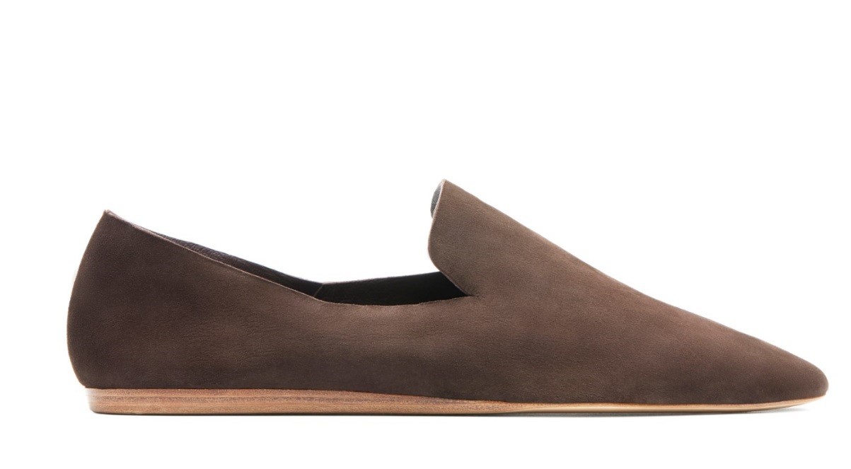 Zárt bőrmokaszin 27.995 Ft