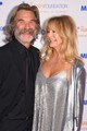 Kurt Russell és Goldie Hawn: mindkettőjük sok csalódáson ment keresztül megismerkedésük előtt, azonban egymásban megtalálták az igazit; Hollywood egyik legrégebbi párja 1983 óta van együtt!