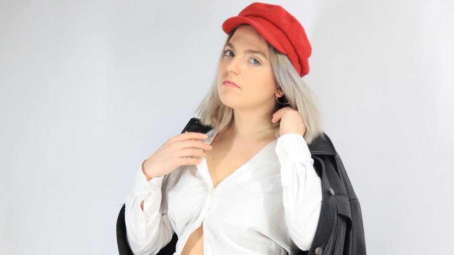 aZorka megjelenése egyszerűen vadító