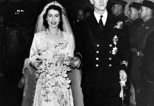 A monarchia legerősebb házassága: 10 fotó Erzsébet királynőről és Fülöp hercegről 