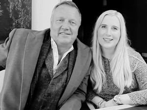 Gyászol a világ: váratlanul elhunyt a királyi család egyik tagja, néhány nappal a gyermeke születése előtt történt a tragédia