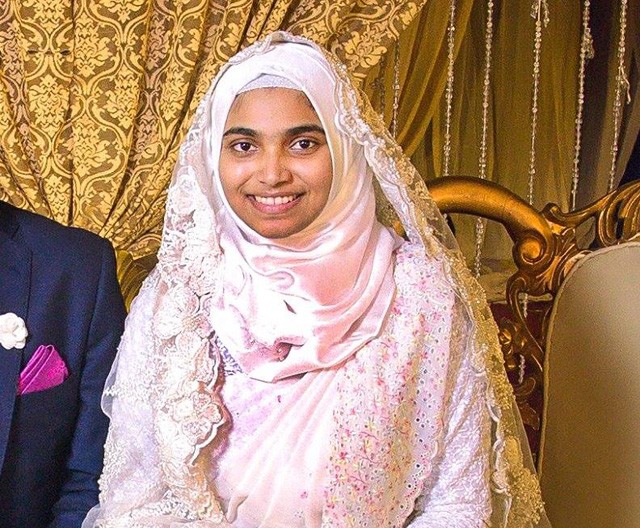 Ez a muszlim menyasszony nem viselt sminket az esküvőjén, azt is elárulta, hogy miért