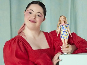 Megérkezett a világ első Down-szindrómás babája, és nem is akárki mutatta be