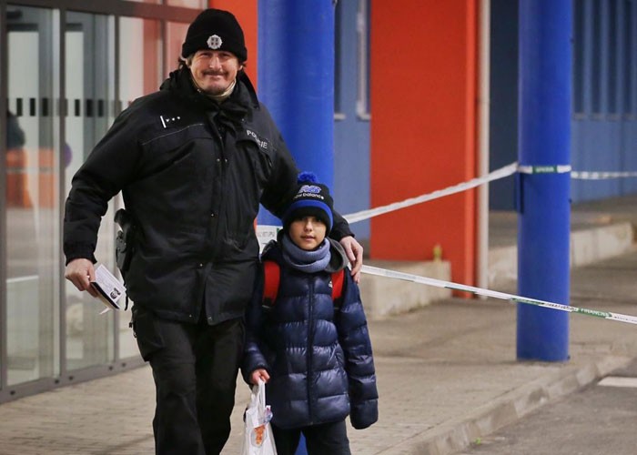 4-6234527fb5f44  700