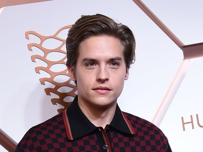 Palvin Barbi fiúja, Dylan Sprouse született stílusikon