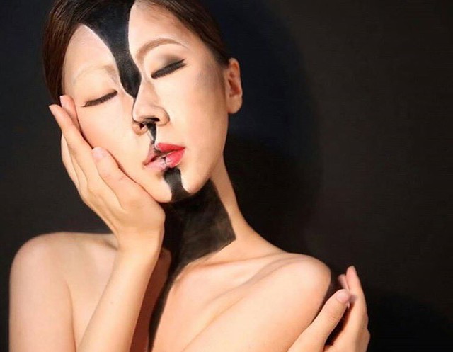 Még Ashton Kutcher is odavan ezért a smink technikáért!