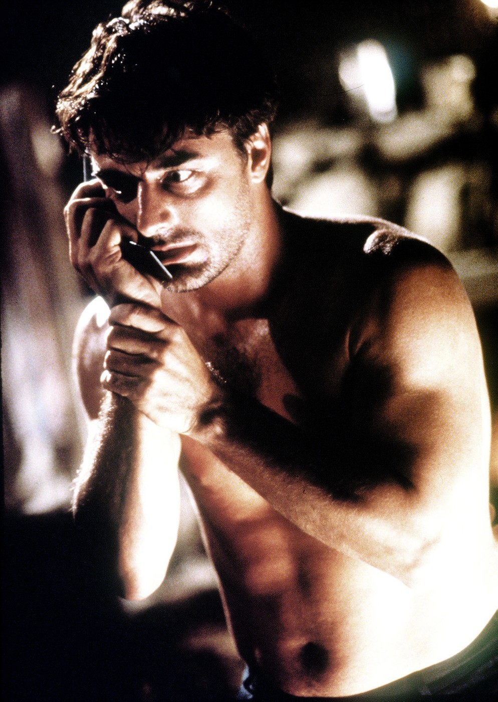 Az In The Shadows, Someone'S Watc című filmben félmeztelen jelenetet is bevállalt. (1993)