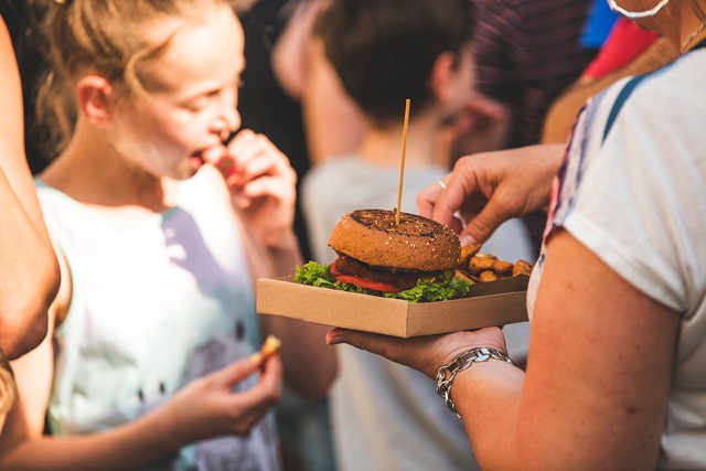  No Plastic Fantastic 