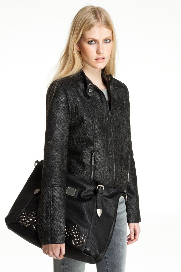 Motoros sikk - Bőrdzseki, bokacsizma kedvezménnyel a GLAMOUR-napokon