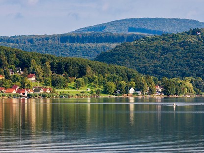 Unod a tömeget? Íme 5 gyönyörű vízparti település Magyarországon, ahova ellátogathatsz