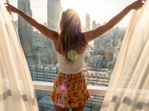 Vigyázat: ezt történik a testedben 10 óra alvás után