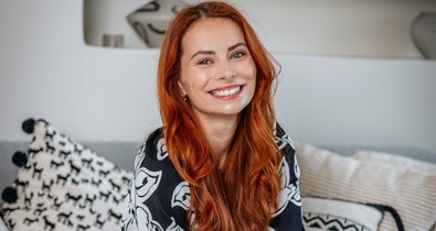 Viszkok Fruzsi új desszertes könyvével kiéli a magában élő Bree Van de Kampet és nem kér érte elnézést