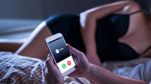 Milyen megcsalni valakit vagy szeretőnek lenni? 3 nő meséli el történetét...