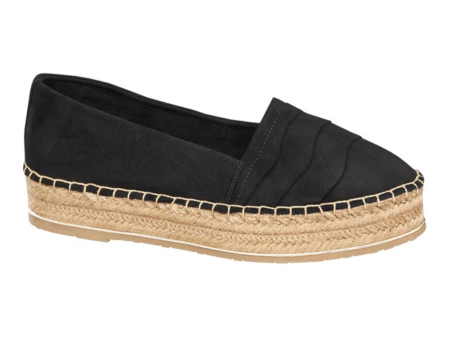 Ellie Goulding exkluzív fellépéssel keretezve mutatta be Deichmann kollekcióját