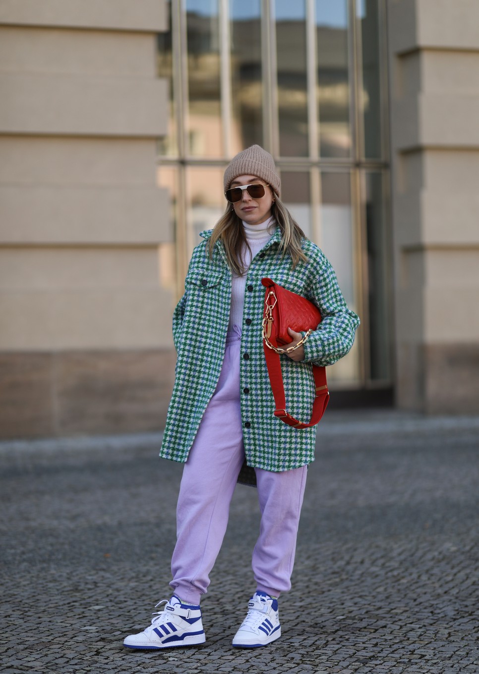 Amire most leginkább szükséged van a télből tavaszba való szezonváltáskor: A sokoldalú ingdzseki