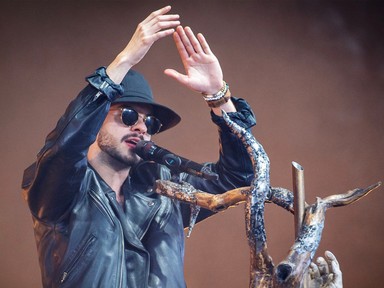 Azahriah Sziget Fesztiválos fotói rengeteg izgalmas részletről árulkodnak