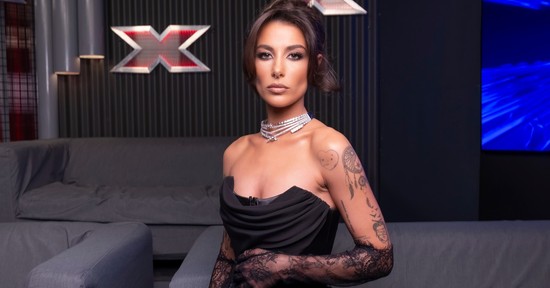 7 merész szett, amiben Tóth Andi mindenkit túlragyogott az X-Faktorban 