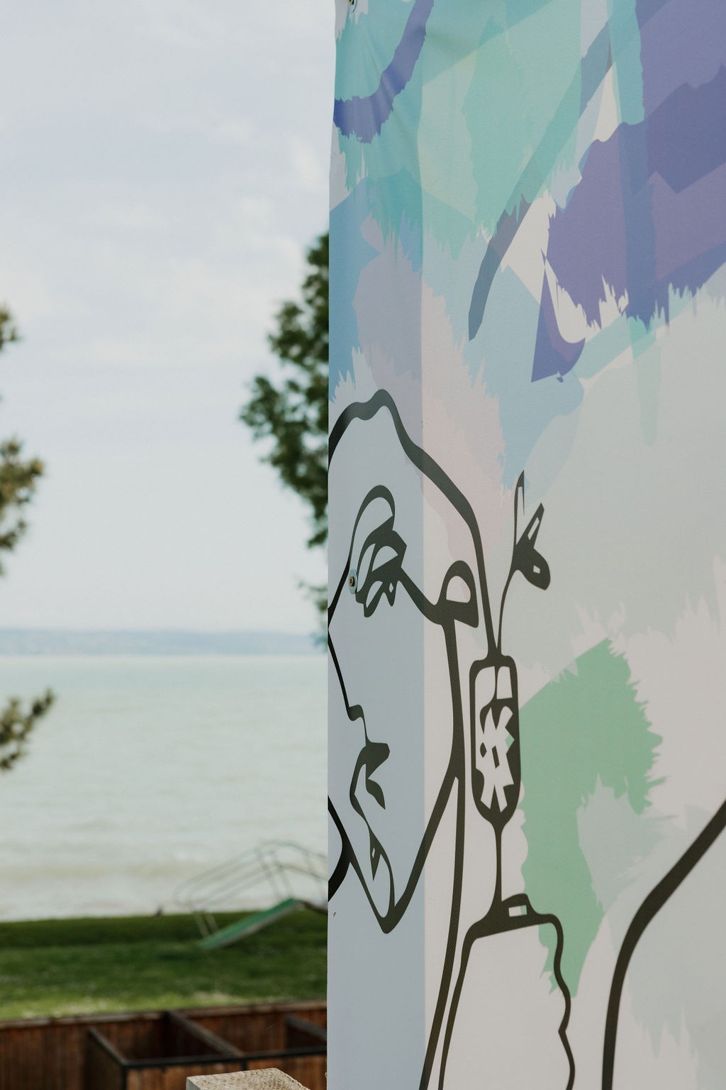 A Parti Bisztró designját Oláh Anna készítette