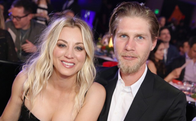 Kaley Cuoco és jegyese, Karl Cook