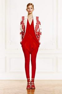 Kattints a képre és nézd meg a teljes Givenchy kollekciót.