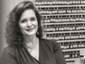 Egy évszázadok óta férfiak uralta szakmában egy női parfümőr hátrányból indul - beszélgetés Minya Viktróriával