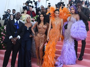 Kendall Jenner nem hagyta szó nélkül, hogy a saját anyja lehagyta erről a fotóról