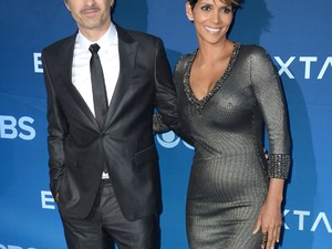 Férfifaló! Halle Berry megint válik