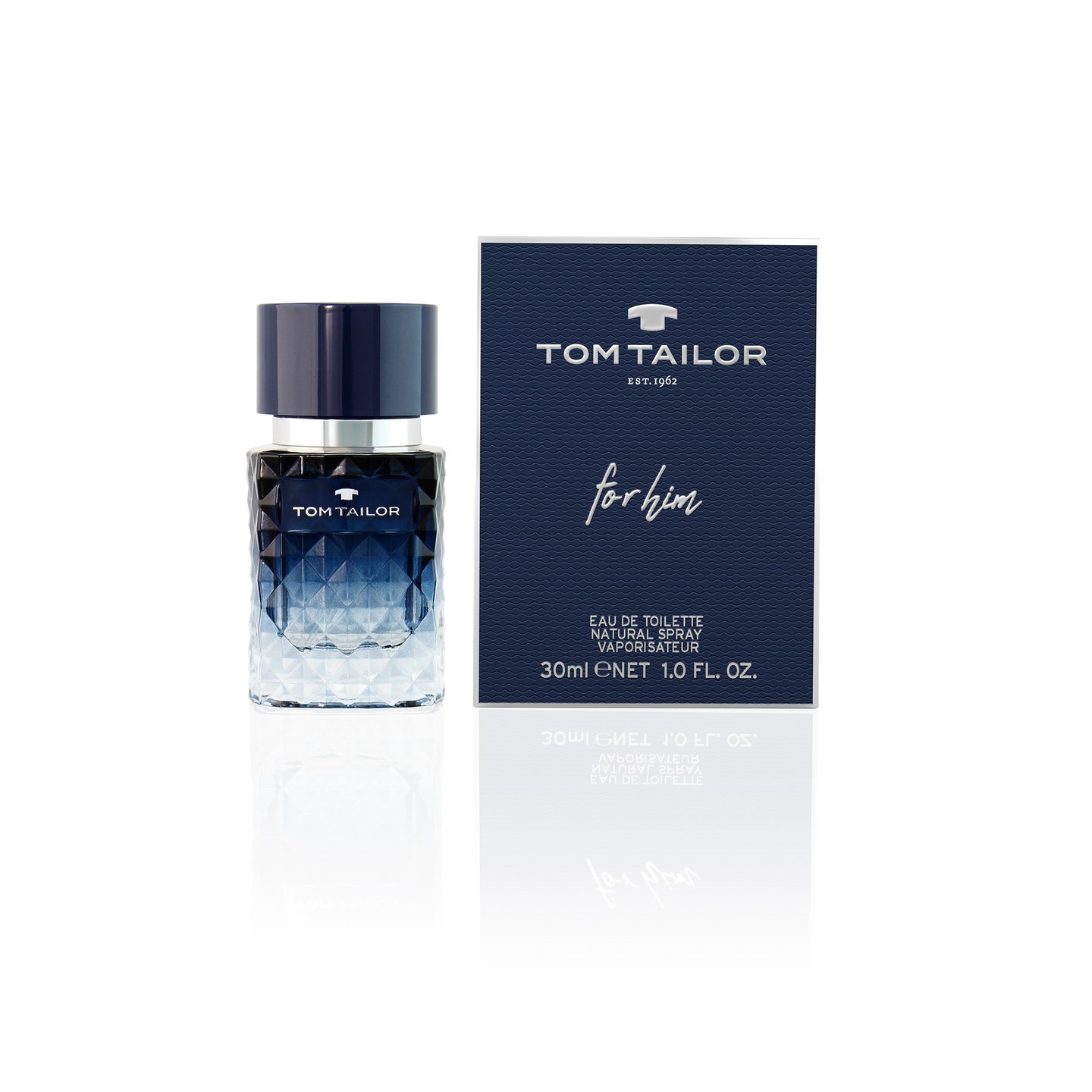 A legjobb férfi parfüm: Tom Tailor for Him // Éld át sportos eleganciával az élet minden kalandját! Az illat a férfiasság és az elegancia tökéletes elegye. A fejben bergamot, tangerin és málna frissít fel, míg a szívben bazsarózsa, levendula és geránium virágos jegyei dominálnak. Ezt öleli körül az alapjegy fűszeres szantálfával, pacsulival és bőrrel.